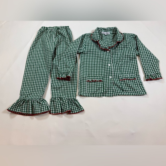 Sweet Dreams Other - Sweet Dreams ruffled two piece girls pajama set size 4 (bin R)